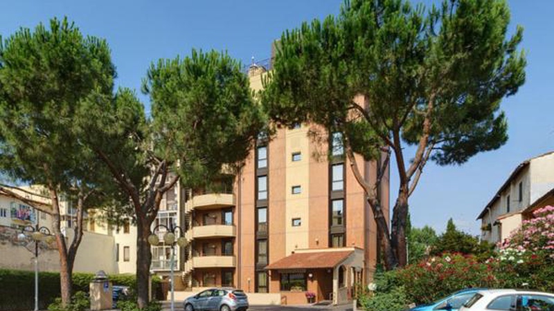  esteno parcheggio - Hotel Grifone Firenze a Firenze 